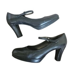 Vigotti Black Leather Italian Mary Jane Heels Women's Size 11